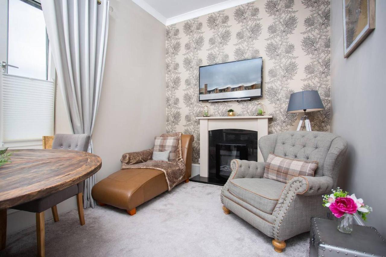 Luxury Apartment Near The Beach In Nairn Scotland Exterior photo