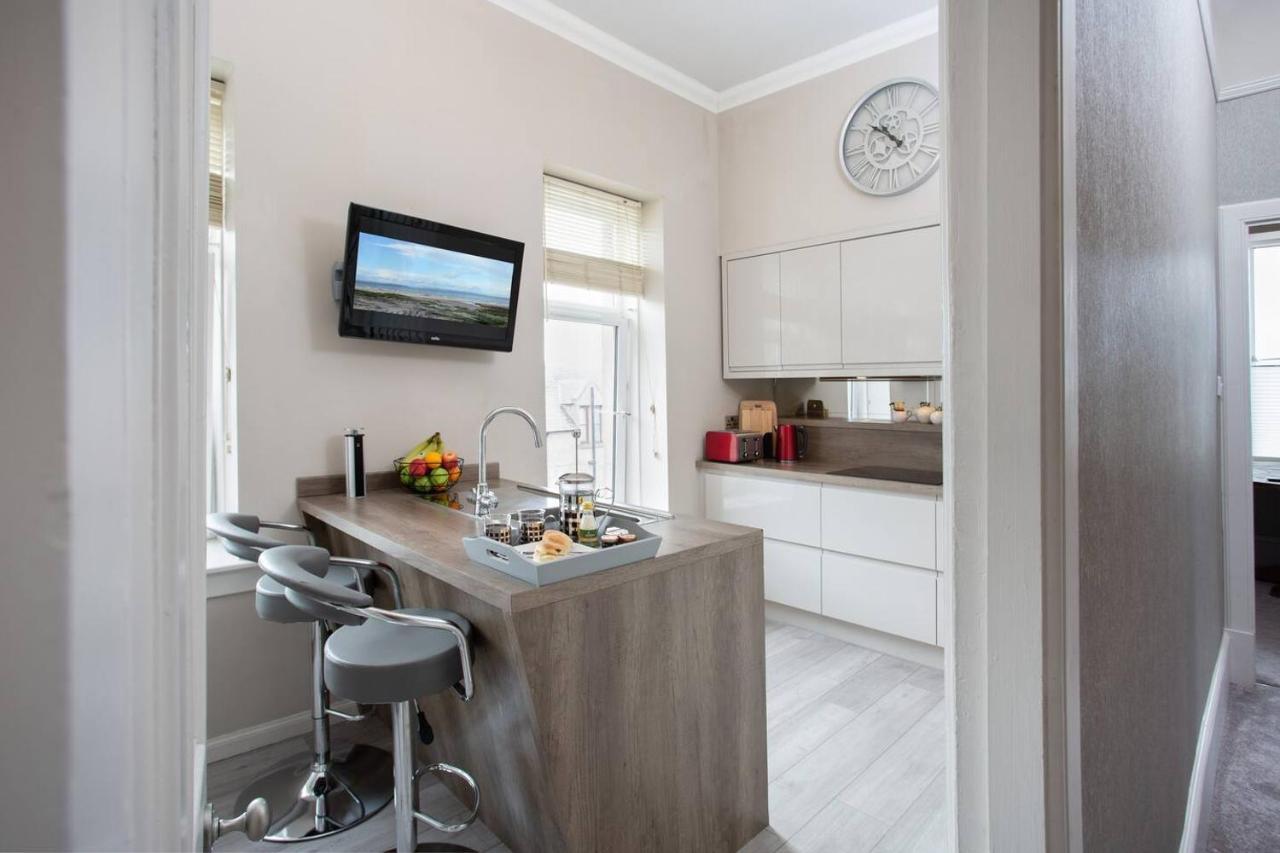 Luxury Apartment Near The Beach In Nairn Scotland Exterior photo