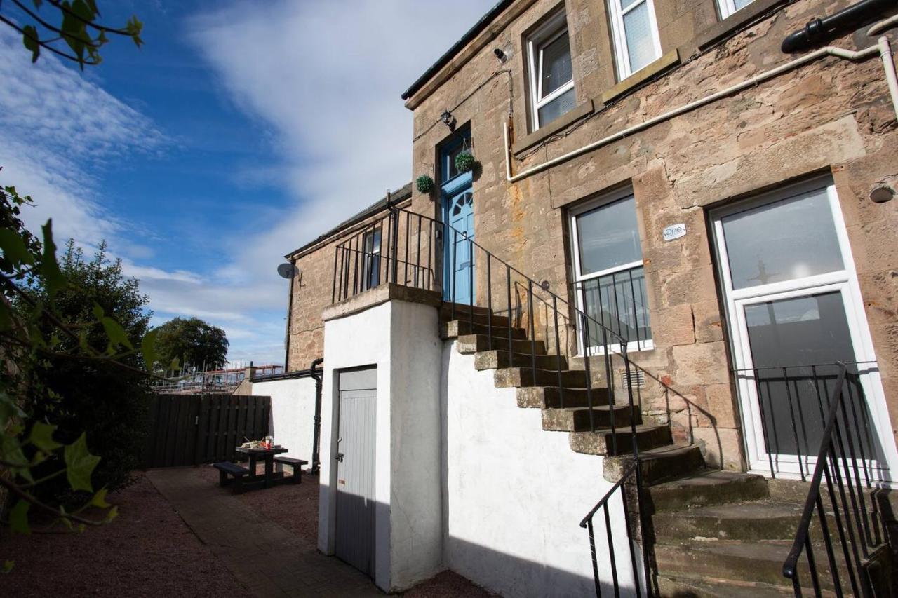Luxury Apartment Near The Beach In Nairn Scotland Exterior photo